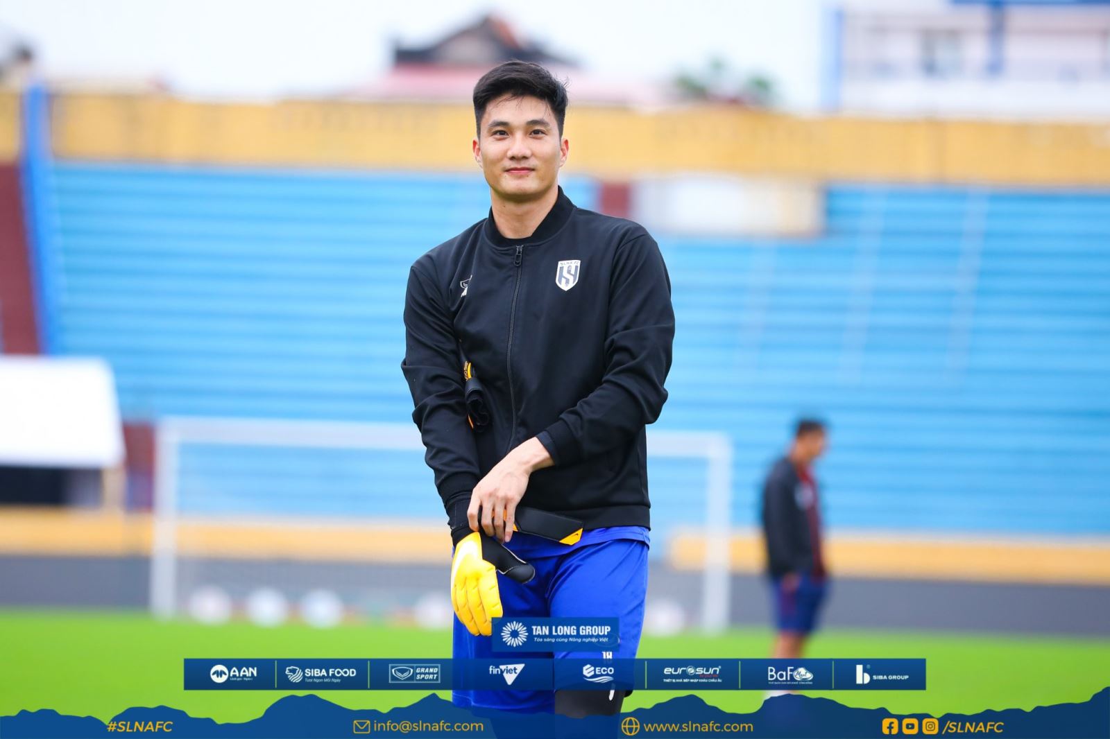 SLNA, Hà Nội FC, Vleague, HLV Nguyễn Huy Hoàng, U20 Việt Nam, lịch thi đấu vòng 20 Vleague, SLNA vs Hà Nội, trực tiếp bóng đá, kết quả bóng đá Vleague, Văn Hoàng