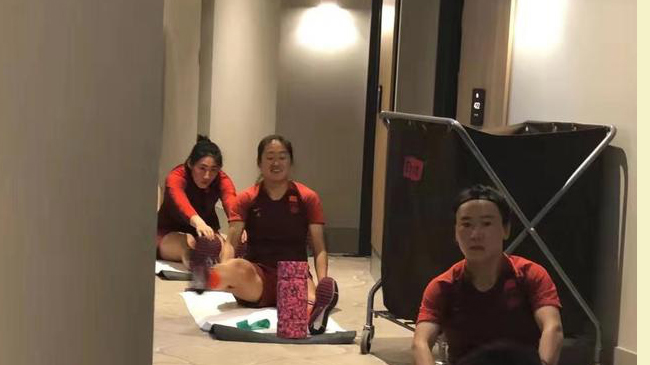 Bóng đá Việt Nam hôm nay: Nữ Trung Quốc bị cách ly vì dịch corona, Malaysia nhập tịch 'sát thủ' đấu Việt Nam