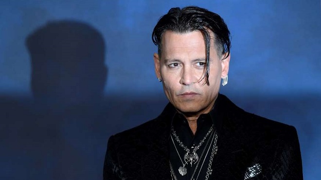 Sau ‘Cướp biển vùng Caribbean’ Johnny Depp tiếp tục mất vai trong ‘Người vô hình’