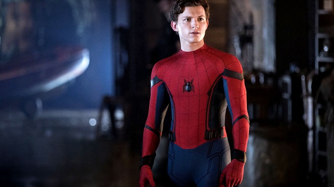 Quảng bá nhếch nhác, ‘Spider-Man: Far from Home’ vẫn vượt mặt ‘Avengers: Endgame’