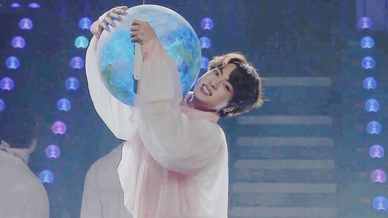 BTs, Jin, moon jin, thành tích jin, kỷ lục jin 2021, kỷ lục moon jin, thành tích moon jin 2021, moon jin melon, thành tích jin trên melon, jin tài giỏi, ảnh cả bts