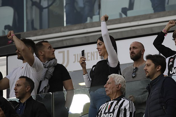 Kết quả bóng đá hôm nay, kết quả bóng đá, kết quả Juve vs Fiorentina, video Juve vs Fio, Juventus vô địch, Juve vô địch, Juventus ăn mừng, Ronaldo ăn mừng, bxh bóng đá Ý