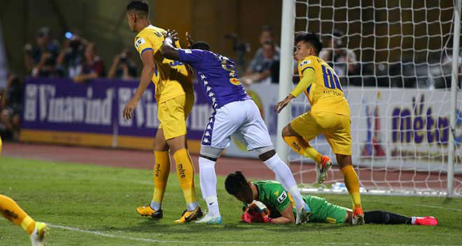 Ket qua bong da, Hà Nội vs SLNA, Kết quả V League 2020, Bảng xếp hạng V League, video Hà Nội 0-1 SLNA, Văn Hoàng, Hùng Dũng, Quang Hải, kết quả bóng đá, kqbd, bong da
