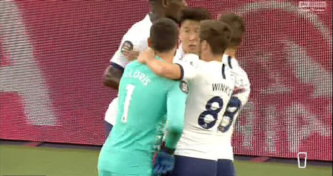 Ket qua bong da, Tottenham vs Everton, LLoris và Son xô xát, Mourinho nói gì, ket qua bong da Anh, Tottenham 1-0 Everton, Lloris và Son, Mourinho, Lloris, Son, Tottenham