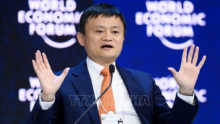 Jack Ma giành lại 'ngôi vương' người giàu nhất châu Á