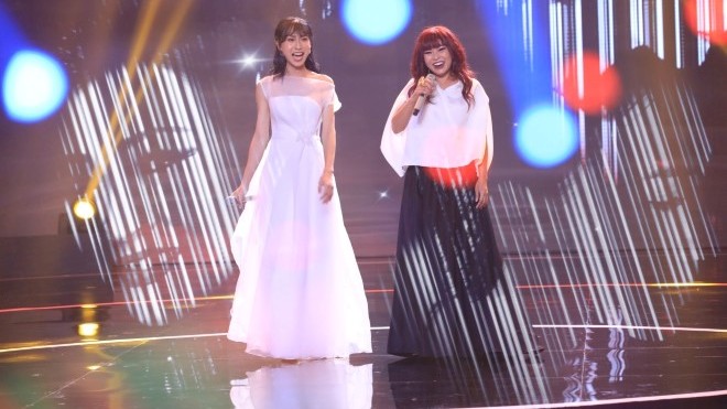'Bài hát đầu tiên': Nữ ca sĩ 'cát - xê 1,5 tỷ' Phương Thanh hát cùng Lynk Lee 