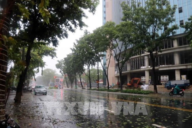 Áp thấp nhiệt đới gây mưa lớn khu vực Trung Bộ và Tây Nguyên