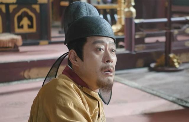 'Quân Cửu Linh' lộ kết phim: Bành Tiểu Nhiễm vạch tội hoàng đế trước văn võ bá quan