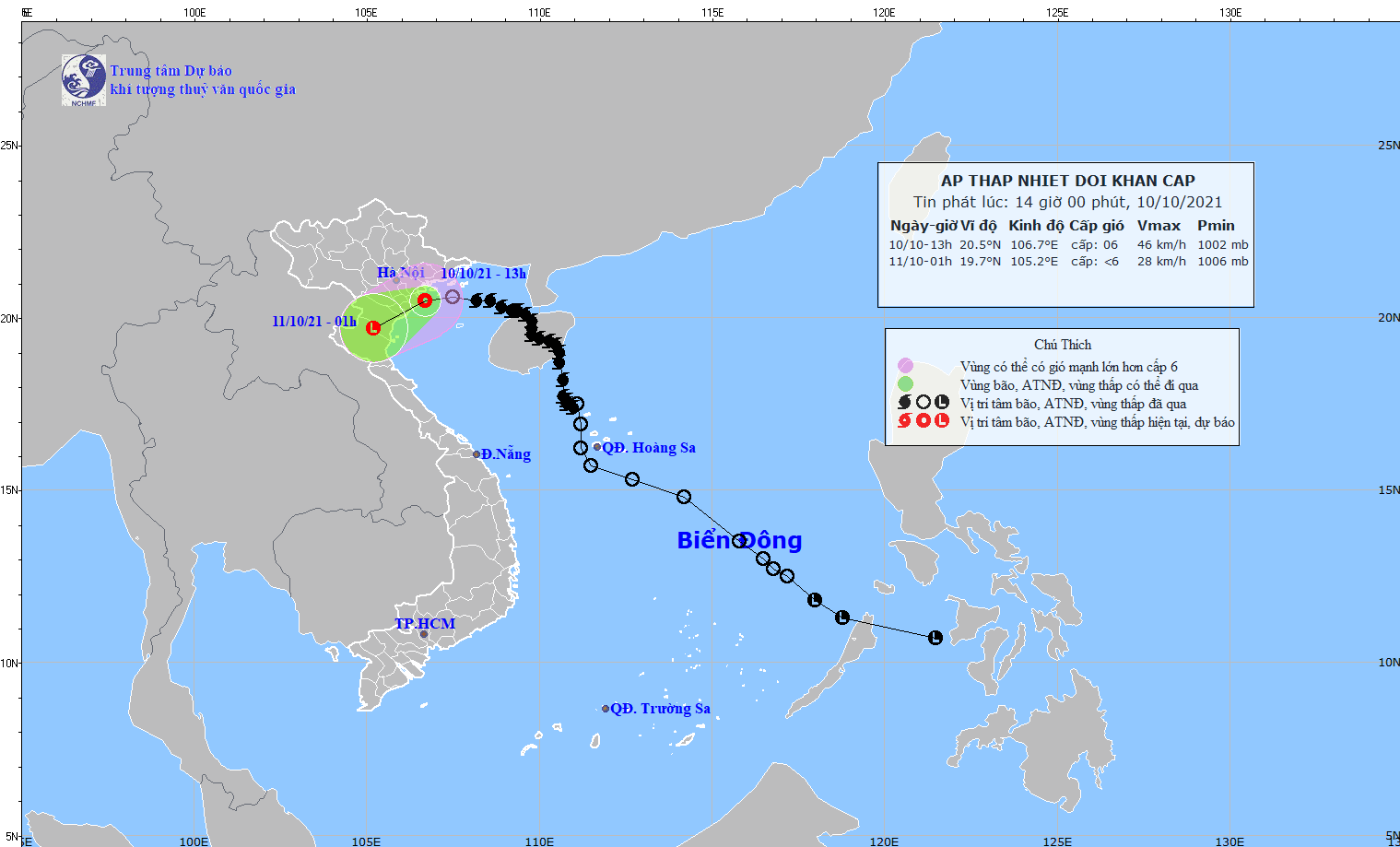 Sáng 11/10, áp thấp nhiệt đới suy yếu thành vùng áp thấp, bão Kompasu di chuyển nhanh