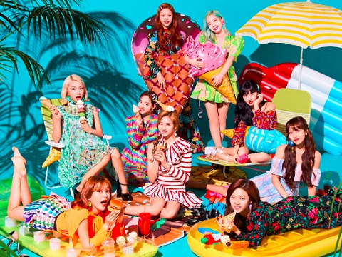 TWICE-happy-happy-MV-3.jpg