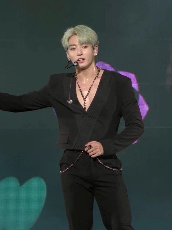BTS, Jungkook, Jungkook BTS, BTS Jungkook, út vàng BTS, em út BTS, Permission to dance on stage, BTS show online, RM, Jin, Jimin, JHope, J Hope, Suga, V BTS