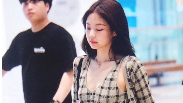 Blackpink, BLINK, Jennie, Lisa. Jisoo, Rose, Blackpink xinh đẹp tại sân bay, Blackpink lẳng lặng ra sân bay