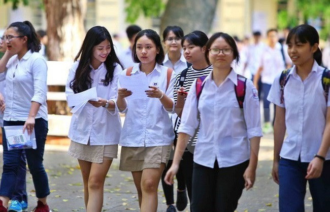 Học sinh ở 18 huyện, thị xã Hà Nội trở lại trường từ ngày 8/11