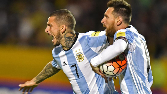 Thiên tài Messi lập hat-trick, Argentina giành vé dự World Cup 2018