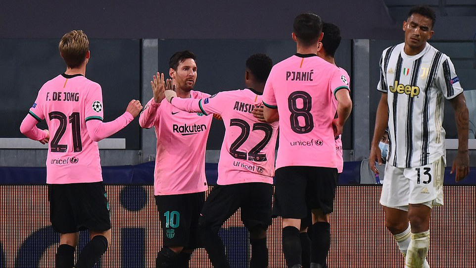 Juventus 0-2 Barcelona: Messi và Dembele bùng nổ ở Turin