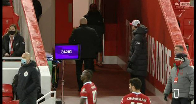 Liverpool 0-1 Burnley, Kết quả bóng đá Anh, Video Liverpool, BXH bóng đá Anh, bảng xếp hạng ngoại hạng Anh, tin bong đá Anh, kết quả ngoại hạng Anh, cuộc đua vô địch