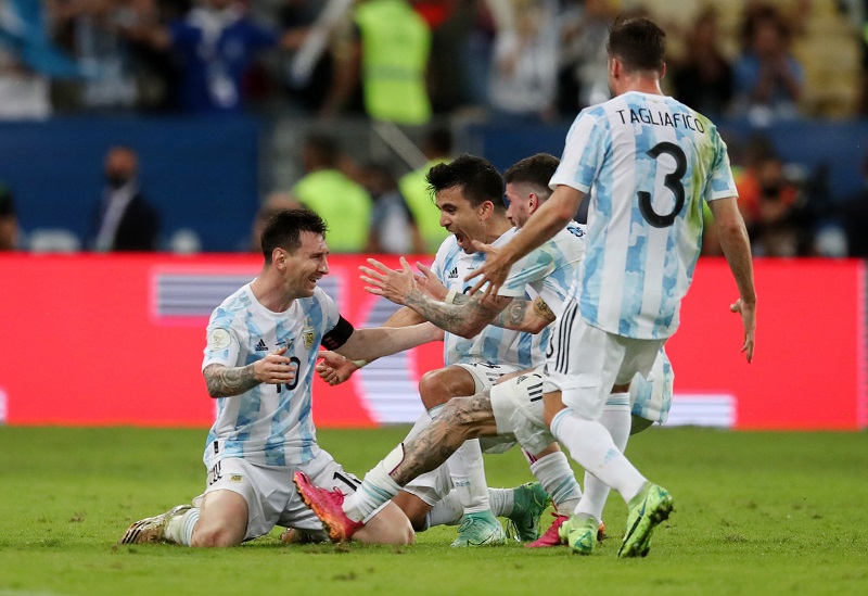 Argentina 1-0 Brazil, ket qua bong da, kết quả Argentina đấu với Brazil, kết quả chung kết Copa America, Messi, Messi vô địch Copa America, Quả bóng vàng châu Âu 2021