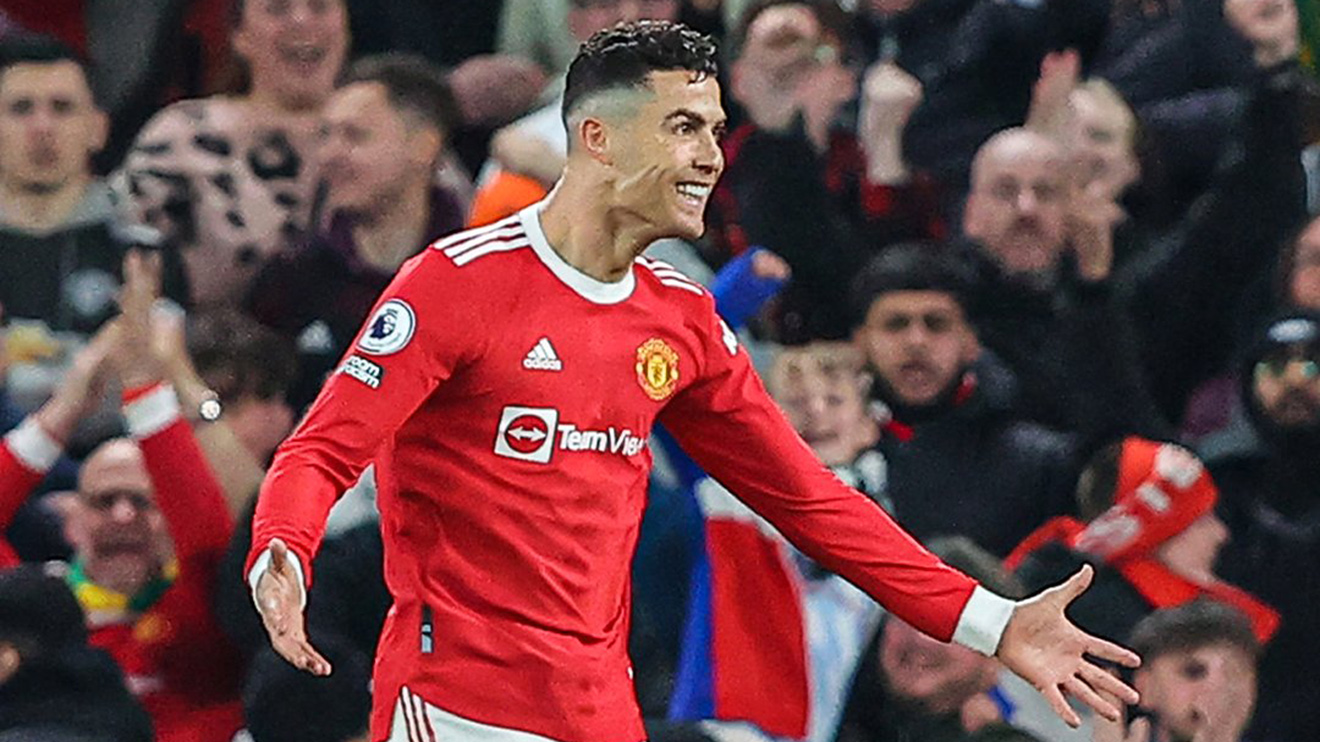 Ronaldo cứu vãn trận hòa 1-1 cho Man United trước Chelsea