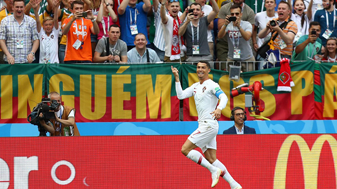 Bồ Đào Nha 1-0 Morocco: Ronaldo ghi bàn lập kỷ lục, Morocco xách vali về nước