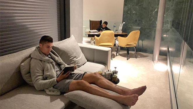 Ket qua The Best 2019, ket qua bau chon The Best 2019, truc tiep bong da, Quả bóng vàng FIFA 2019, Messi, Ronaldo, Van Dijk, FIFA The Best 2019, The Best 2019, bong da