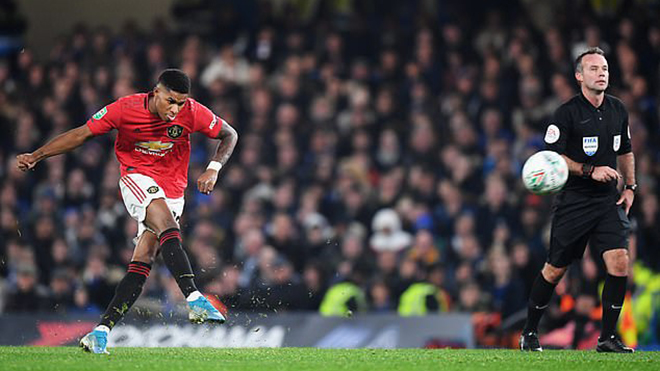 ket qua bong da hôm nay, ket qua bong da, kết quả bóng đá, Chelsea 1-2 MU, kết quả Chelsea MU, Rashford, Rashford sút phạt, lich thi dau bong da hôm nay, bong da hom nay